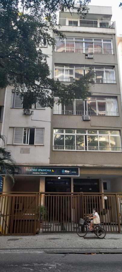 Charmosa Cobertura Em Ipanema Na Quadra Da Praia De Quarto, Sala, Terraco E Sauna Rio de Janeiro Bagian luar foto